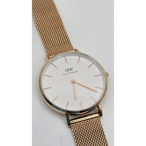 Daniel Wellington Melrose Womens Watch White Dial 32mm Rose Gold Mesh Band B32R6 - Picture 1 of 12